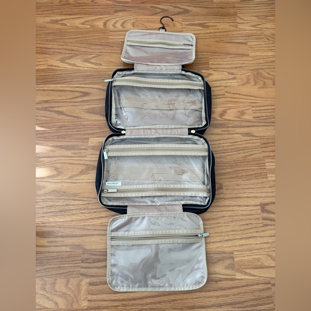 Bagsmart Toiletry & Make Up Bag, Hanging Travel Organizer & Cosmetic Carrier - Picture 2 of 3